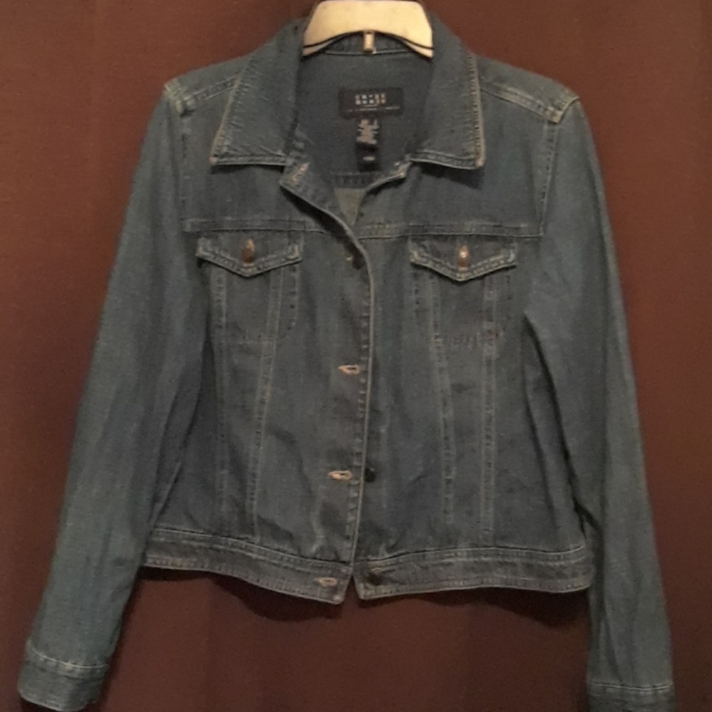 Ladies denim jacket